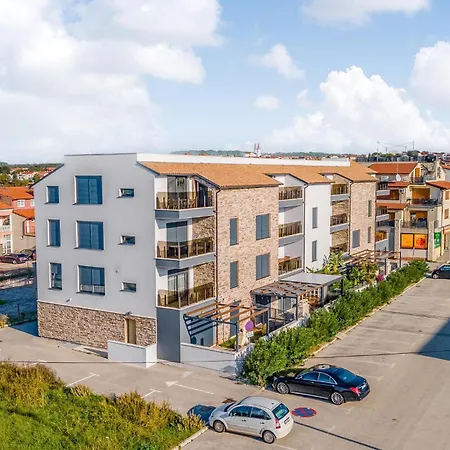 3 Bedroom Gorgeous In Апартаменты