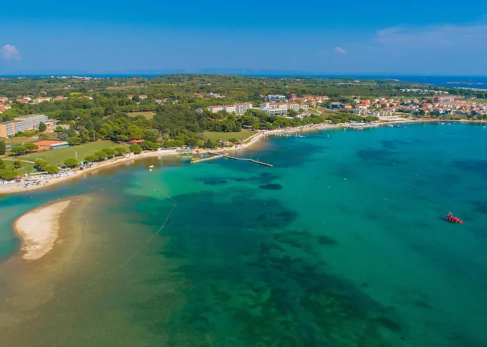 3 Bedroom Cozy In * 梅杜林