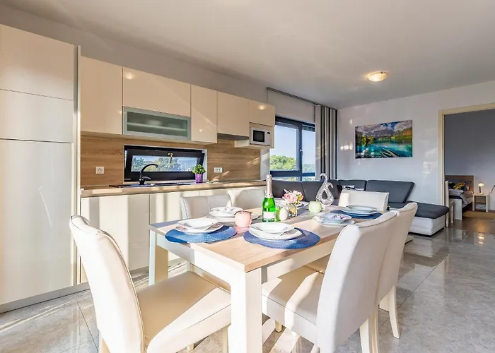 3 Bedroom Cozy In 公寓 梅杜林